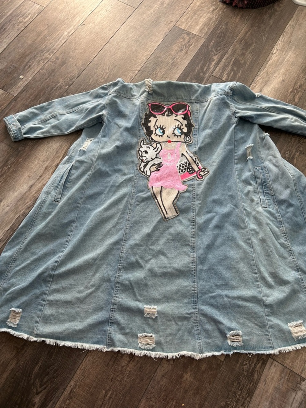 BETTY BOOP Long Distressed Denim Jacket Showstopper Large. CH1